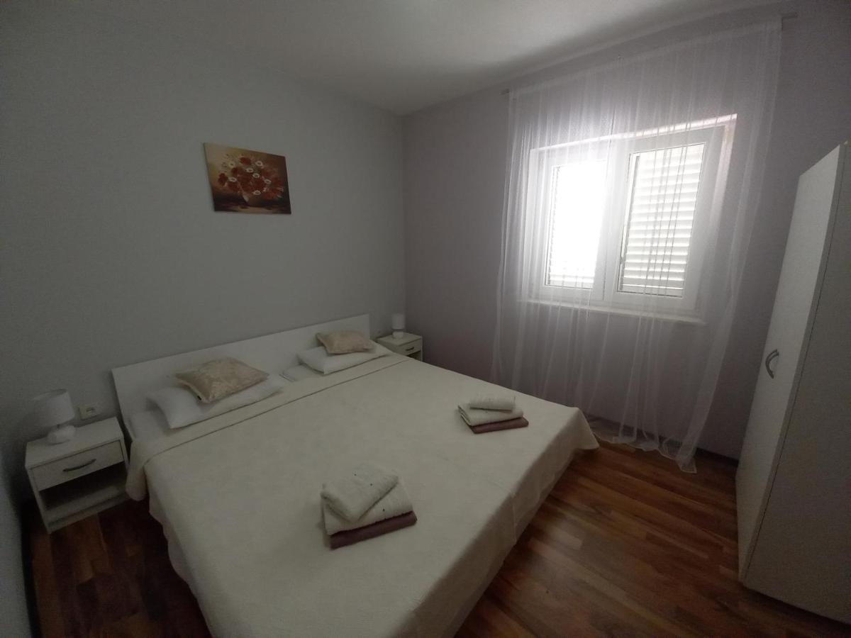 דירות Kaštela Apartman Maja מראה חיצוני תמונה